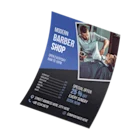 Stapel hochwertiger Werbeflyer